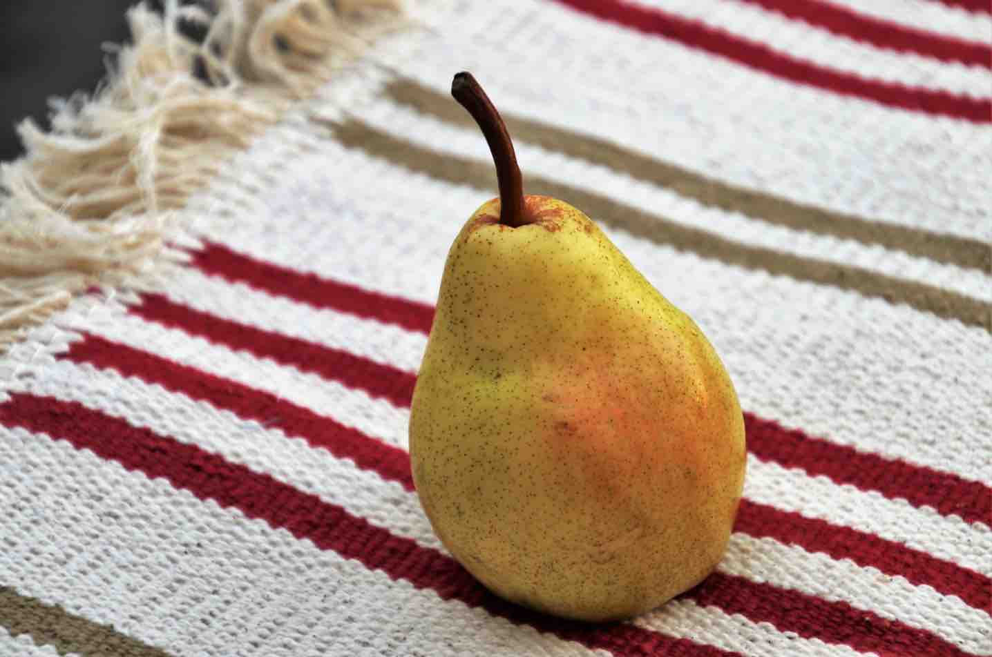 Benefits Of Eating Pears A Humble, Nourishing & Delicious Fruit